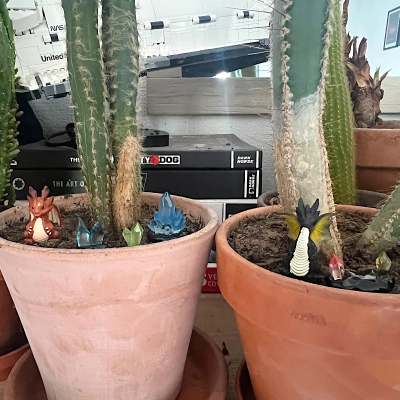 BOTANICAL BESTIES - PLANT COMPANIONS GEM DRAGONS