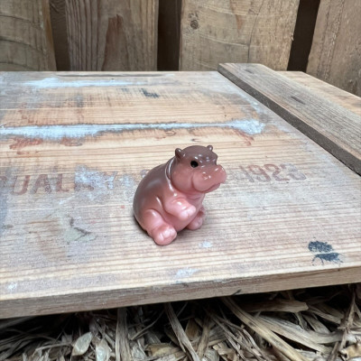 Sitting Hippo BOTANICAL BESTIES PLANT COMPANIONS