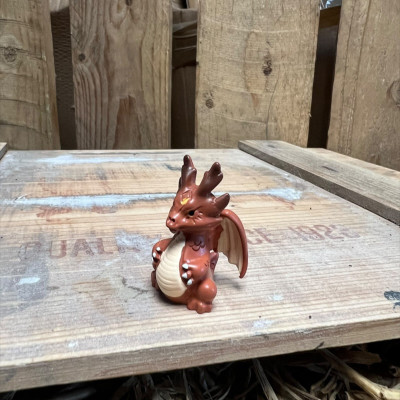 Clay Brown Dragon BOTANICAL BESTIES PLANT COMPANIONS