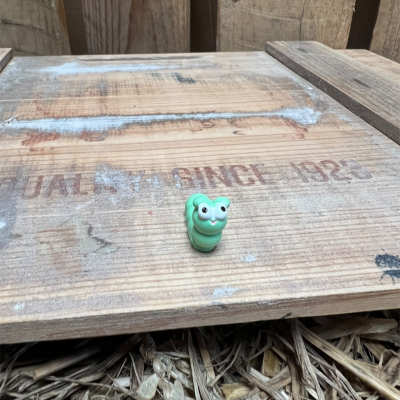 Caterpillar BOTANICAL BESTIES PLANT COMPANIONS
