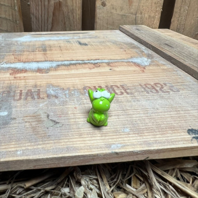 Grasshopper BOTANICAL BESTIES PLANT COMPANIONS