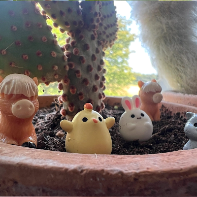 BOTANICAL BESTIES - PLANT COMPANIONS FARM ANIMALS